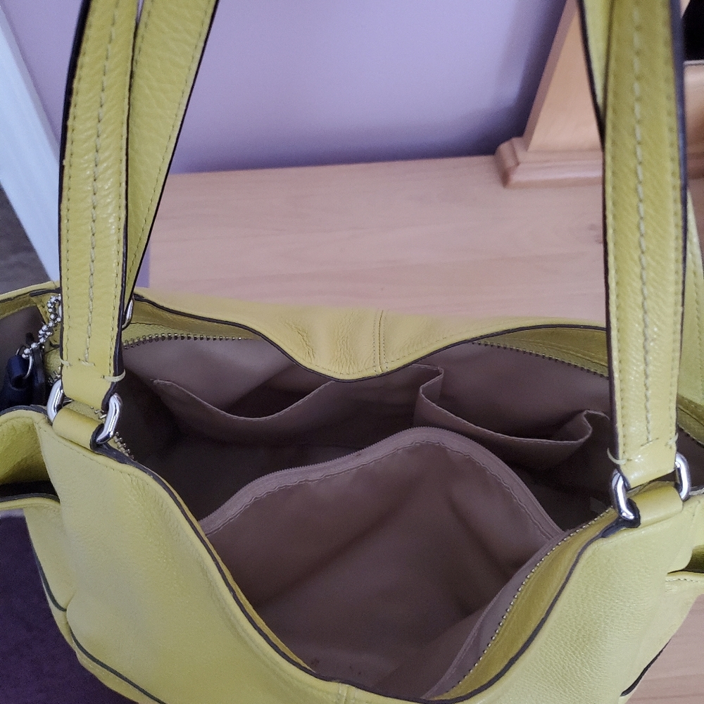 Purse - Picture 2 of 2